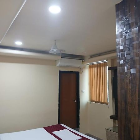 Blossoms Room Hotel Alekhya Residency- Luxury Lollection Hyderabad Exterior photo