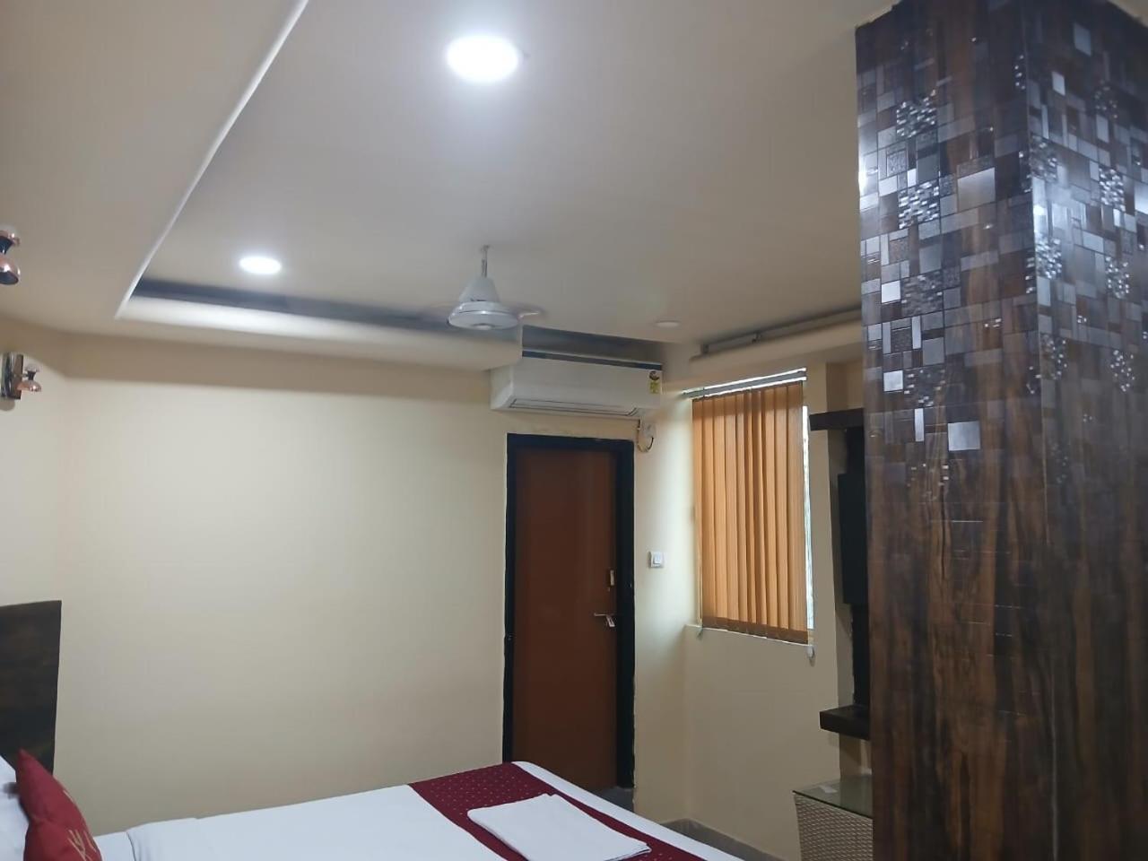 Blossoms Room Hotel Alekhya Residency- Luxury Lollection Hyderabad Exterior photo