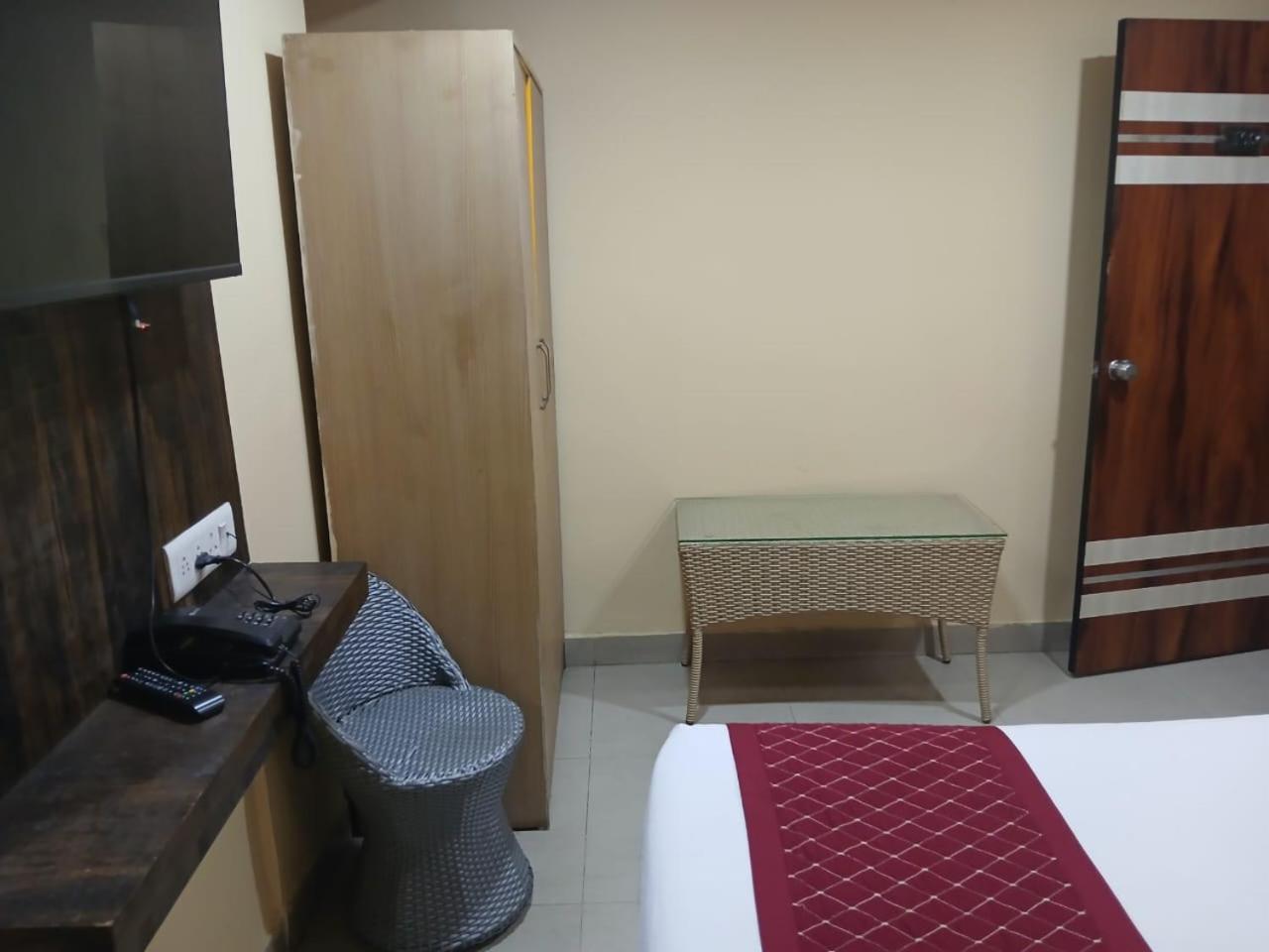 Blossoms Room Hotel Alekhya Residency- Luxury Lollection Hyderabad Exterior photo