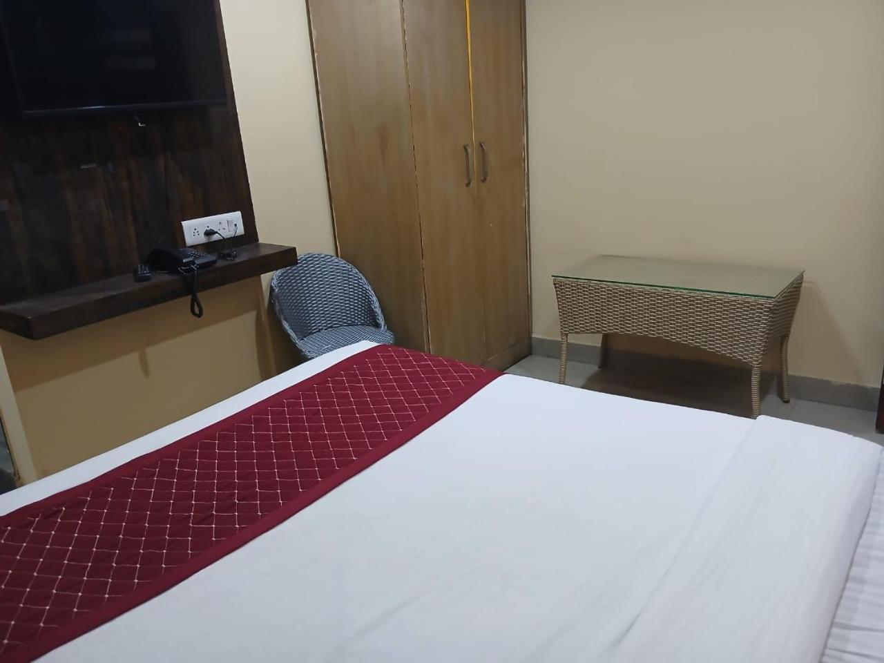 Blossoms Room Hotel Alekhya Residency- Luxury Lollection Hyderabad Exterior photo